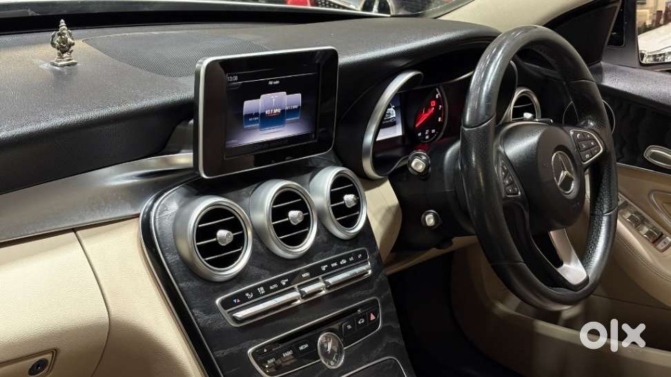 Mercedes-benz C-class [ ] 2.0 C200 Avantgarde, 2018, Petrol