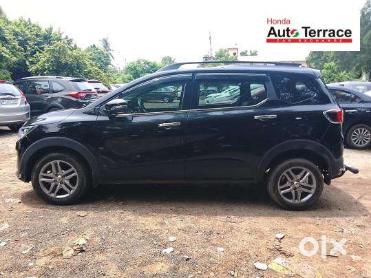 Renault Triber Rxz, 2024, Petrol