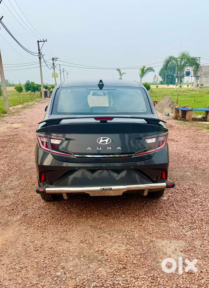 Hyundai Aura 2023 Cng