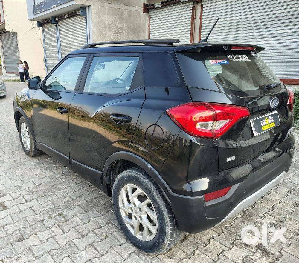 Mahindra Xuv300 W8, 2022, Petrol
