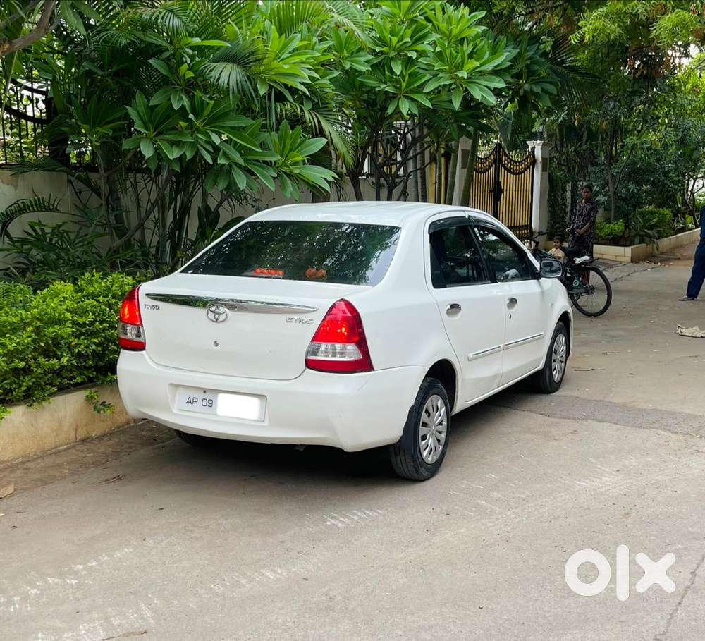 Toyota Etios G, 2011, Petrol