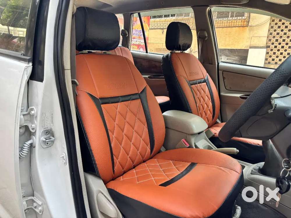 Toyota Innova 2014 V