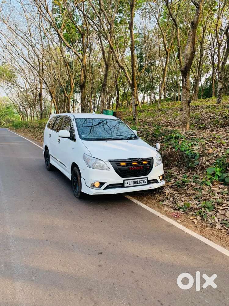 Toyota Innova 2010 Diesel 190000 Km Driven