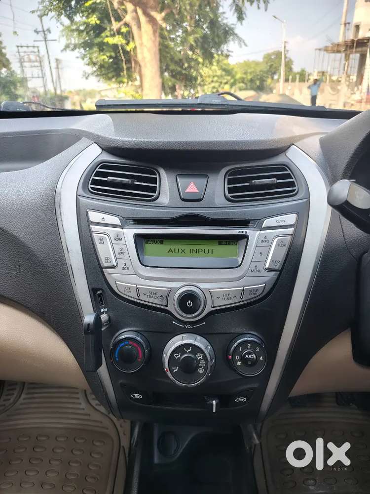 Hyundai Eon Era Petrol Manual 2012 Year