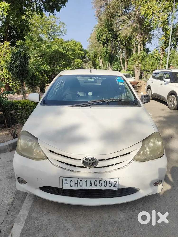 Toyota Etios Liva 2012