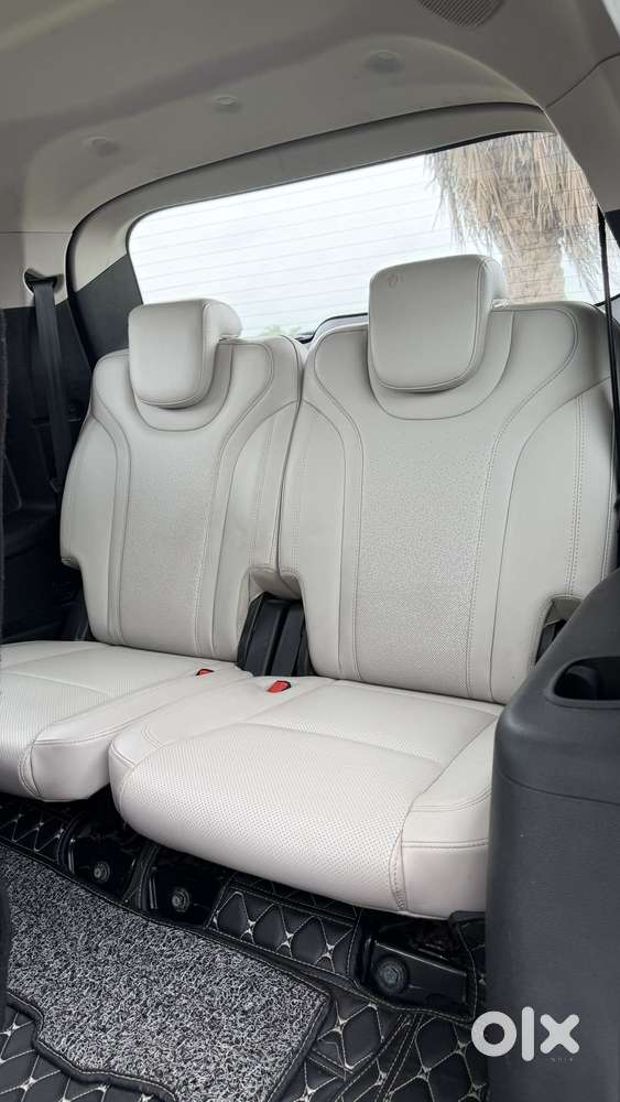 Mahindra Xuv700 2.2 Ax 7 Diesel At Luxury Pack Str, 2023, Diesel
