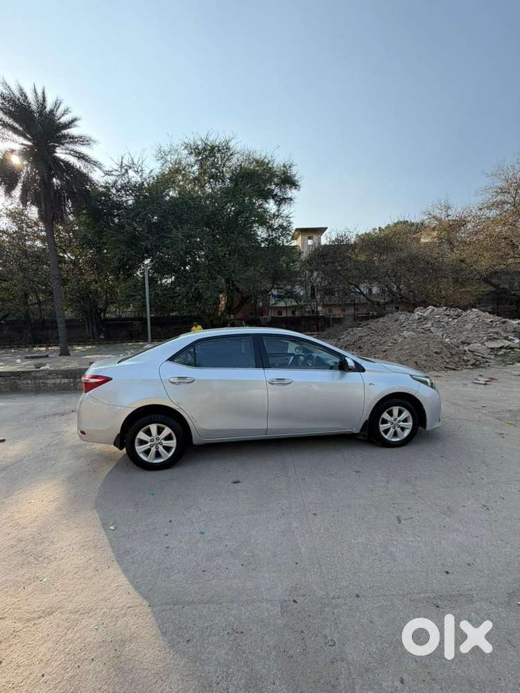 Toyota Corolla Altis 1.8 G, 2016, Petrol