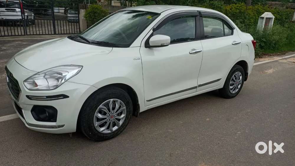 Maruti Suzuki Dzire Vdi Amt, 2017, Diesel