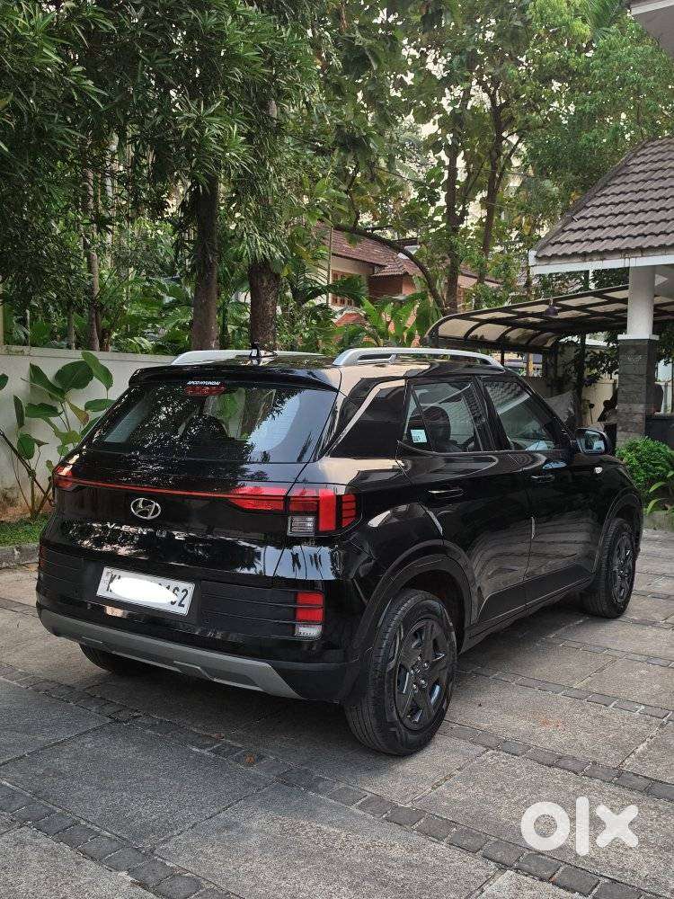 Hyundai Venue, 2025, Petrol