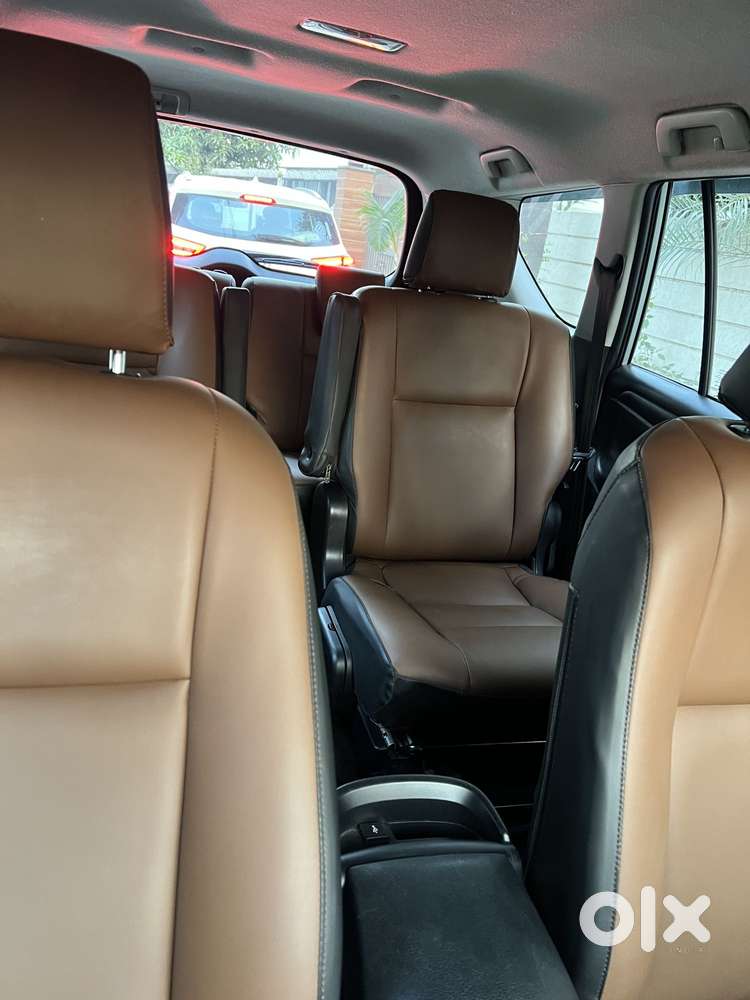 Toyota Innova Crysta 2.4 Gx Limited Edition At 7 Str, 2022, Diesel
