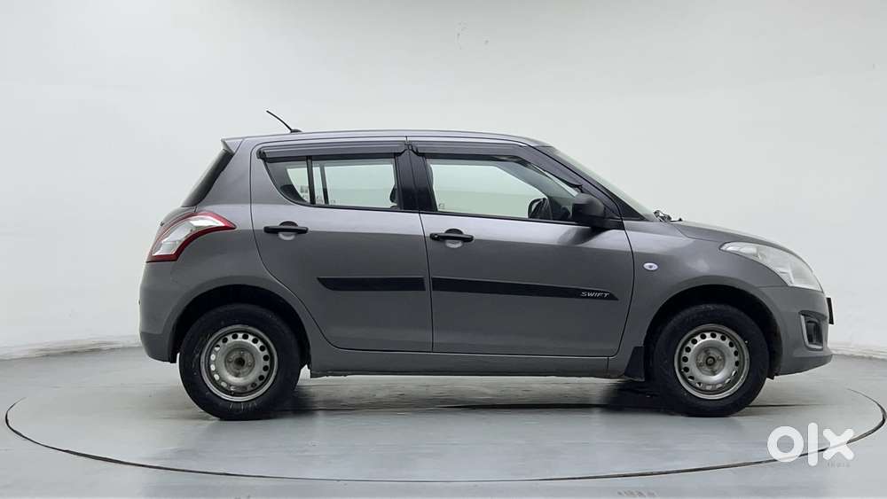 Maruti Suzuki Swift Lxi Optional-o, 2016, Petrol