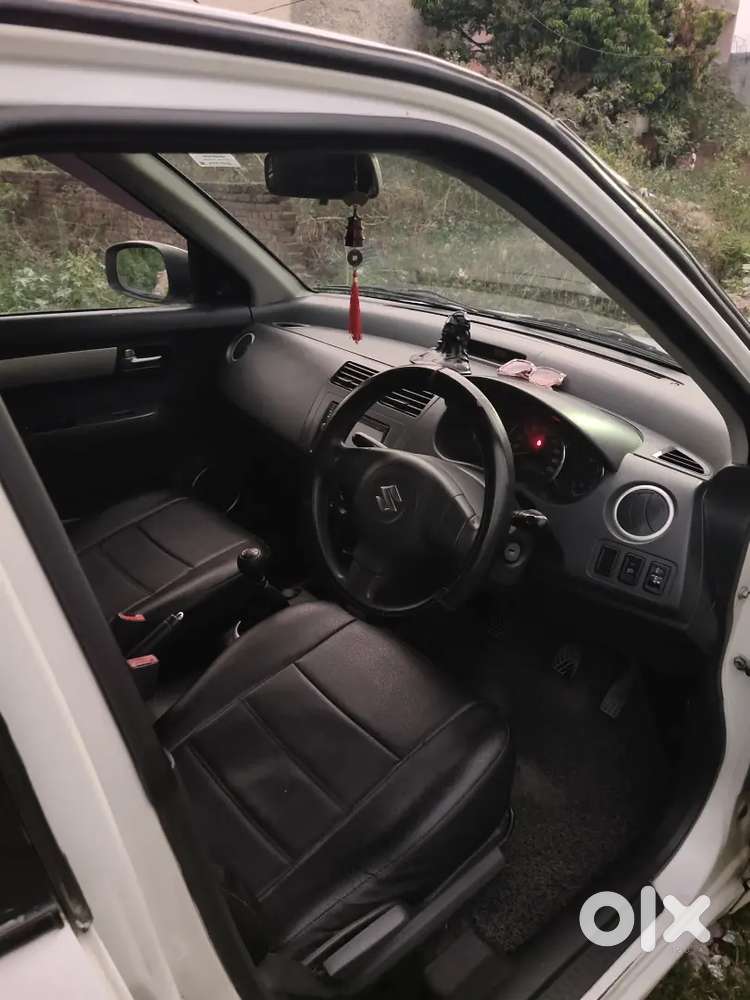 Maruti Suzuki Swift 2010 Petrol 120000 Km Driven