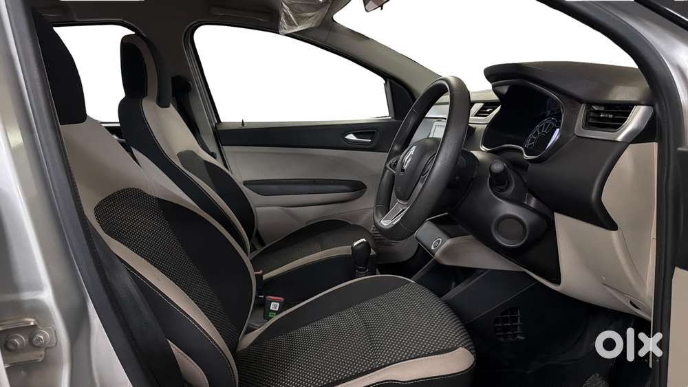 Renault Triber Rxz Easy-r Amt, 2023, Petrol