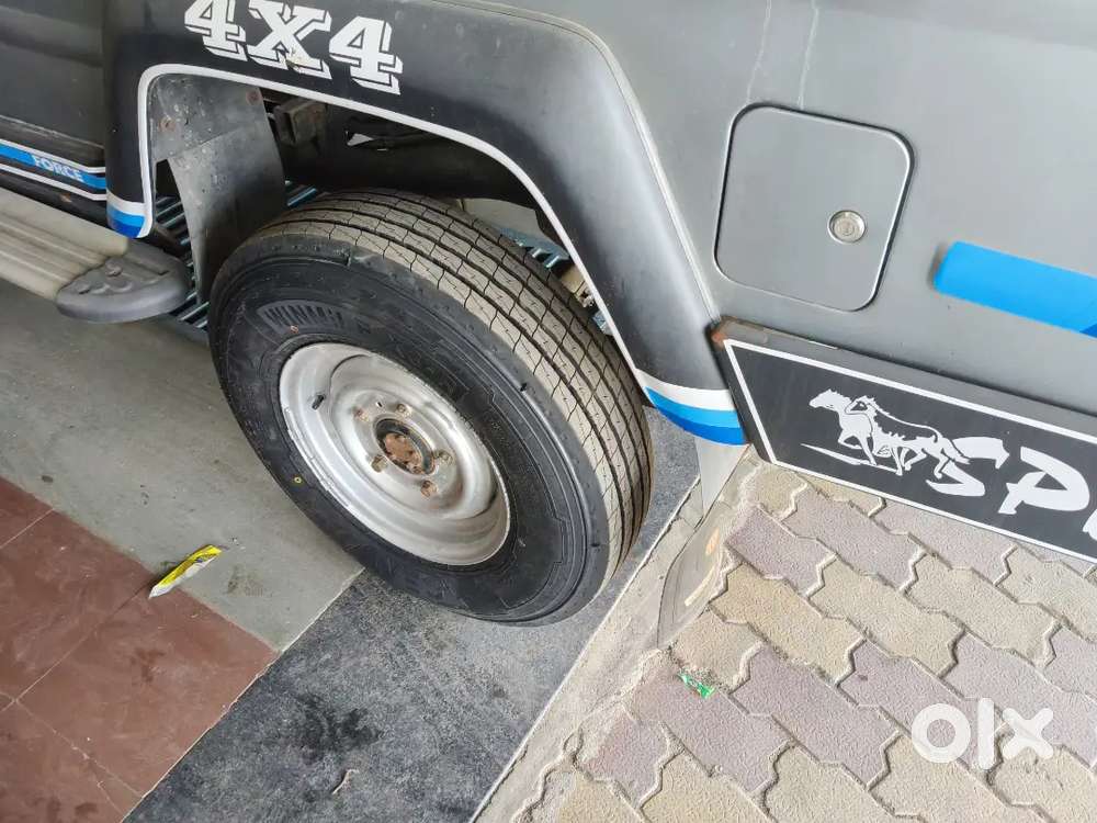 Force Motors Trax 2017 Cruiser