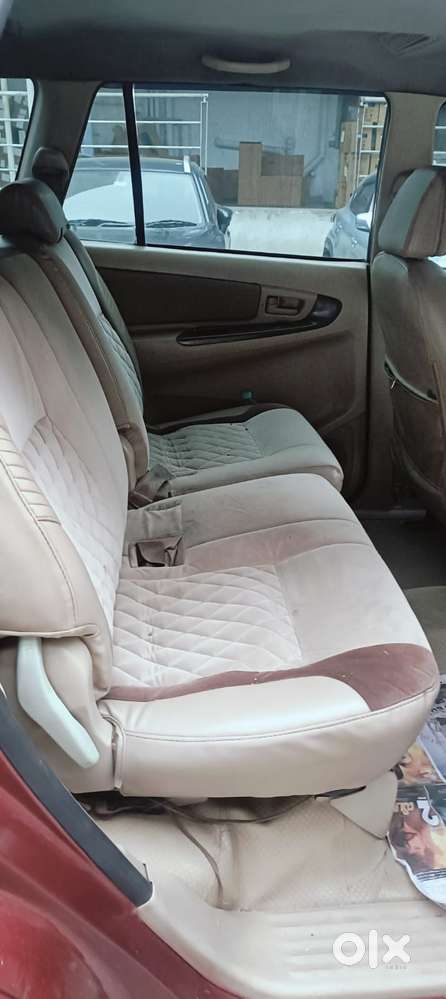 Toyota Innova 2.5 G (diesel) 8 Seater, 2005, Diesel