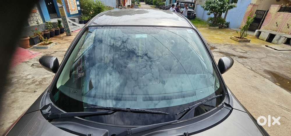 Maruti Suzuki Dzire Zxi 2025