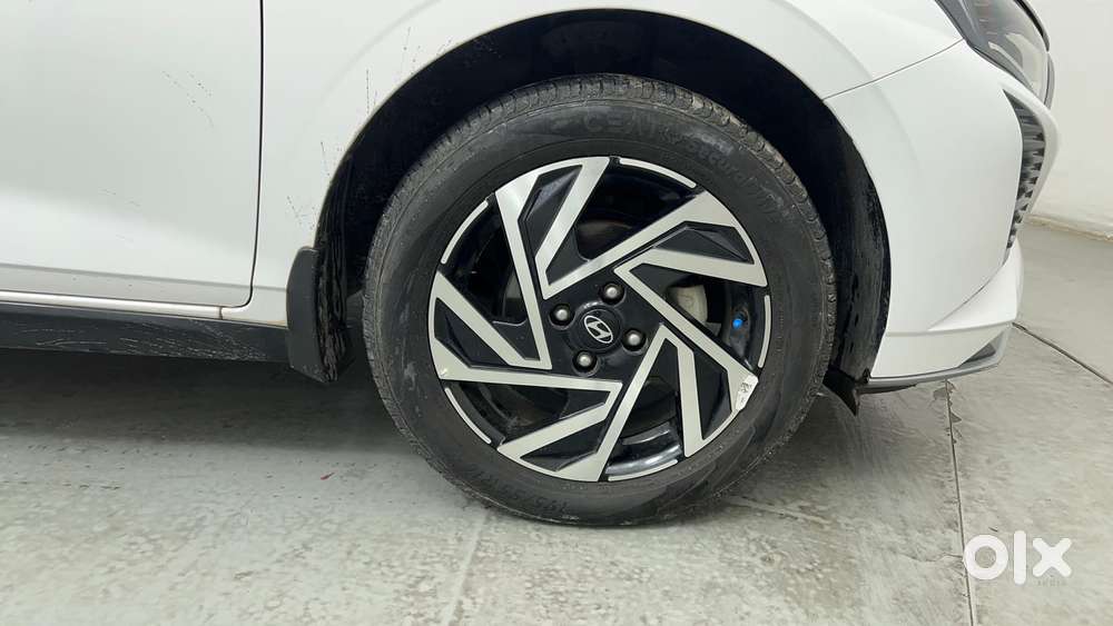Hyundai New I20 1.2 Asta (o) Ivt, 2025, Petrol