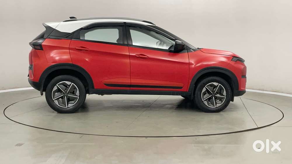 Tata Nexon Creative Plus S 1.2 Revotron Petrol 6 Amt Dt, 2023, Petro..
