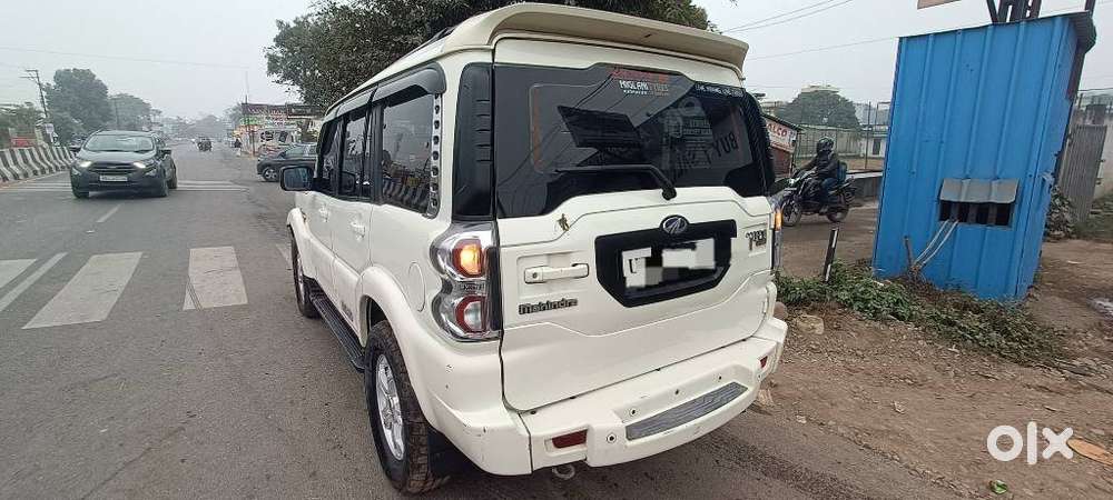 Mahindra Scorpio S10, 2016, Diesel
