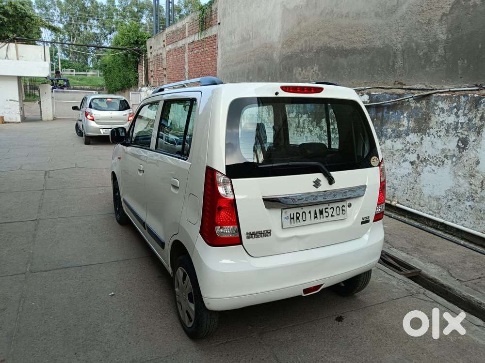 Maruti Suzuki Wagon R 1.0 Vxi Amt, 2015, Petrol