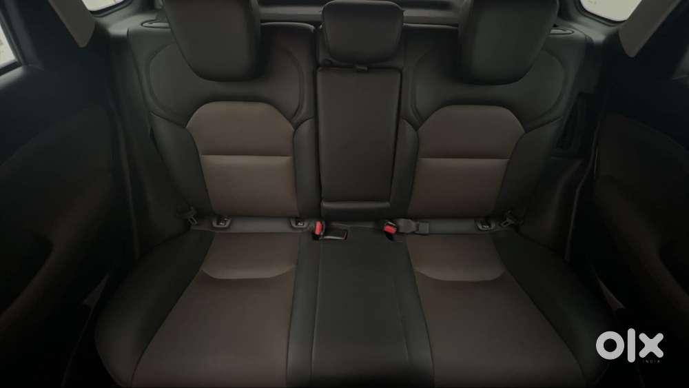 Toyota Urban Cruiser Hyryder V Hybrid Aero Edition, 2023