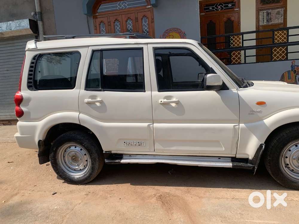 2014 Mahindra Scarpio