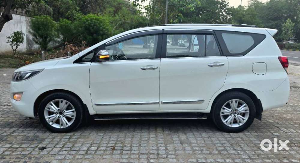 Toyota Innova Crysta [ ] 2.4 Zx At 7 Str, 2019, Petrol