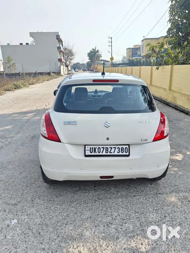 Maruti Suzuki Swift 2017 Petrol 69000 Km Driven