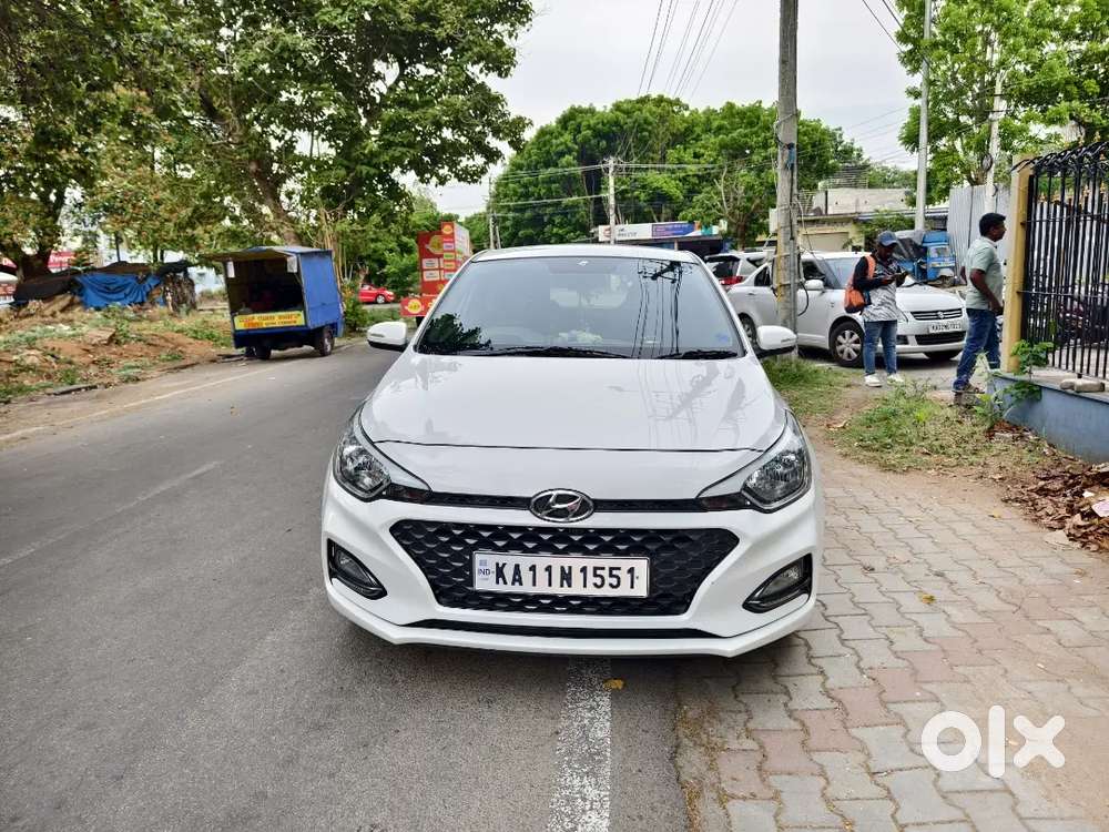 Hyundai I20 2018 Petrol 37700 Km Driven