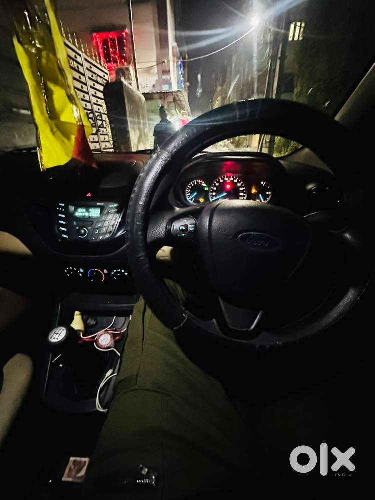 2015 Ford Figo Aspire Trend 1.2 Ti-vct Petrol