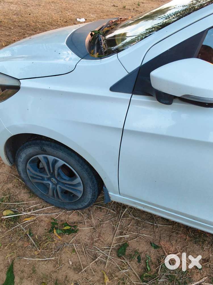 Tata Tiago 2020 Petrol