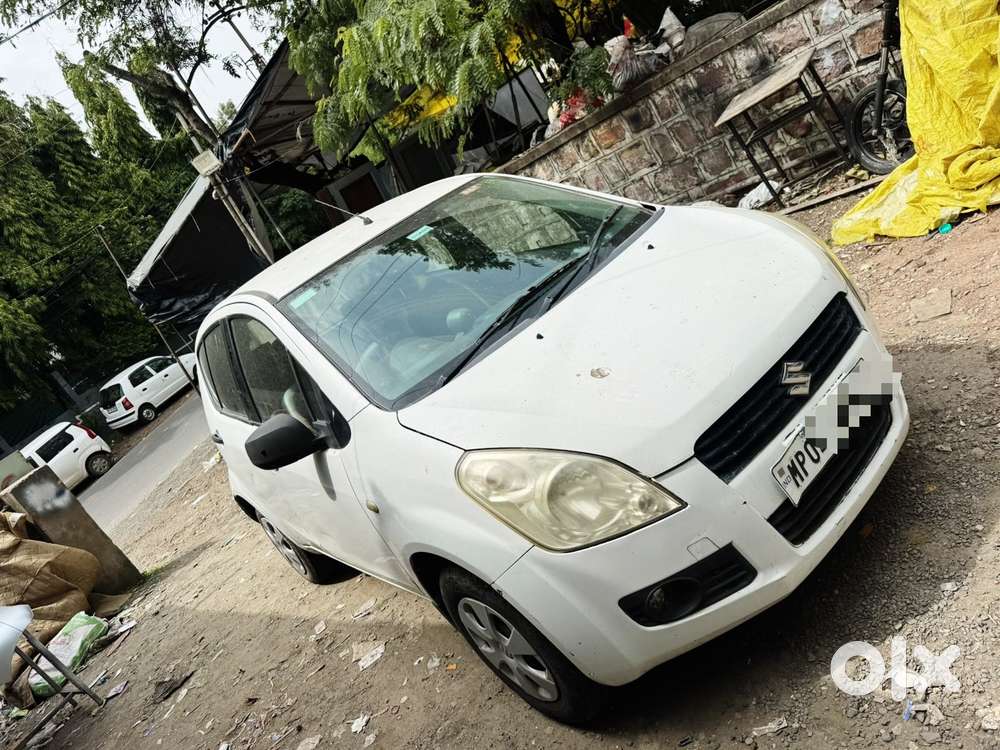 Maruti Suzuki Ritz Vxi, 2012, Petrol