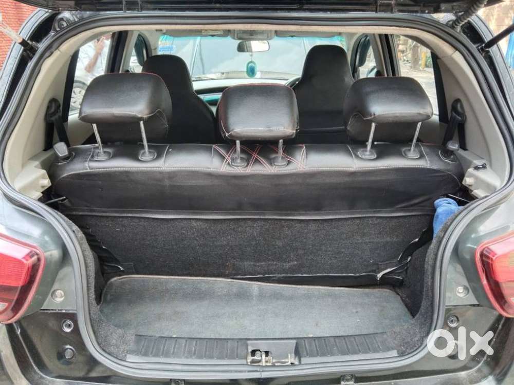 Mahindra Kuv 100 Mahindra-kuv-100-g80-k6-plus, 2016, Petrol