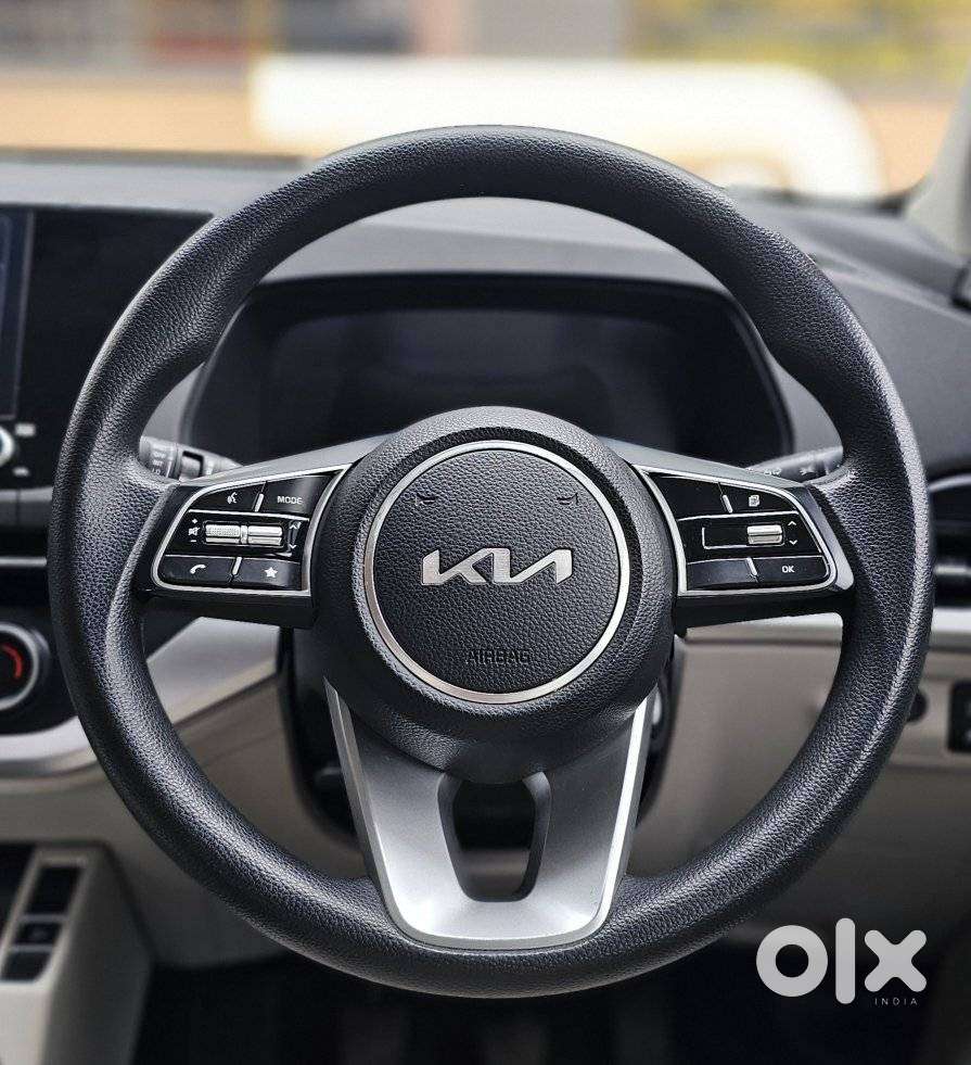 Kia Carens 1.5 Prestige 7 Str, 2023, Petrol