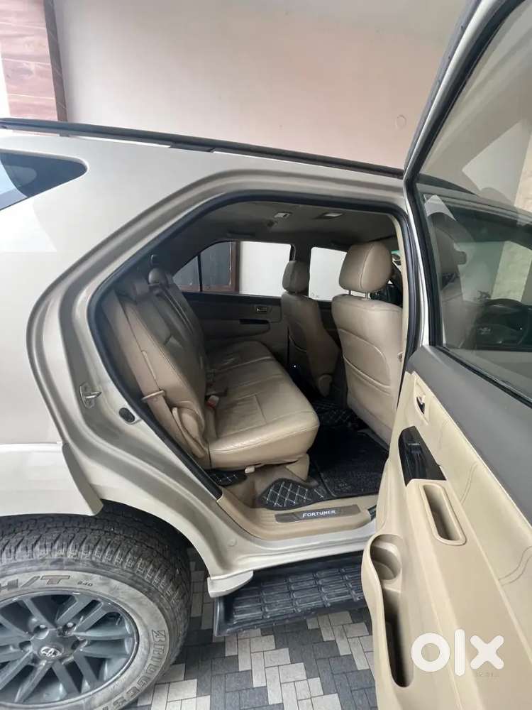 Toyota Fortuner  2012 Diesel 97000 Km Driven