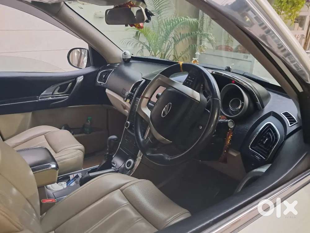Mahindra Xuv500 2.2 Diesel 2017