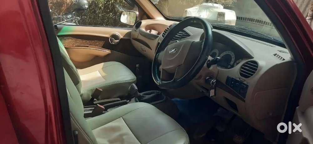 Mahindra Xylo E8, 2011 Diesel 94000 Km Driven