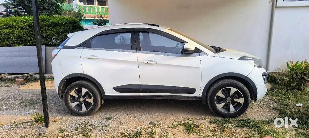 Tata Nexon Xz+ Petrol Car Excellent Condition - Urgent Sale