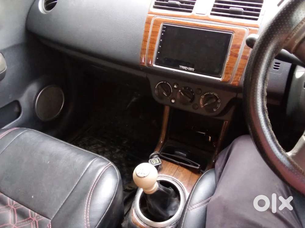 Maruti Suzuki Swift Vxi