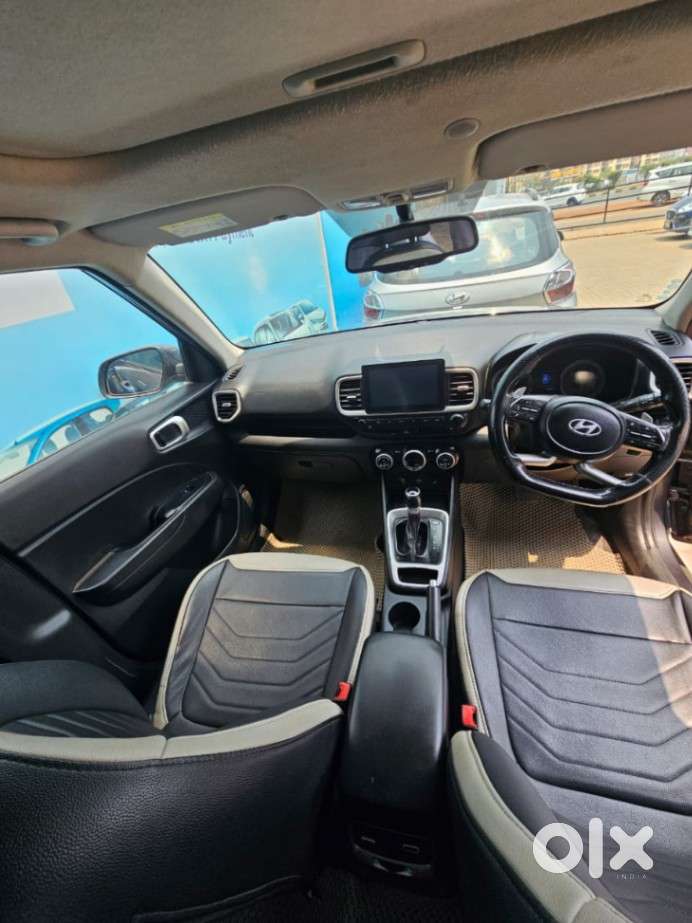 Hyundai Venue Sx Dual Tone Turbo, 2021, Petrol