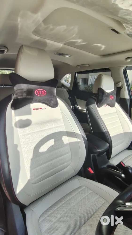 Kia Seltos Petrol Automatic Top-end Variant- Single Owner