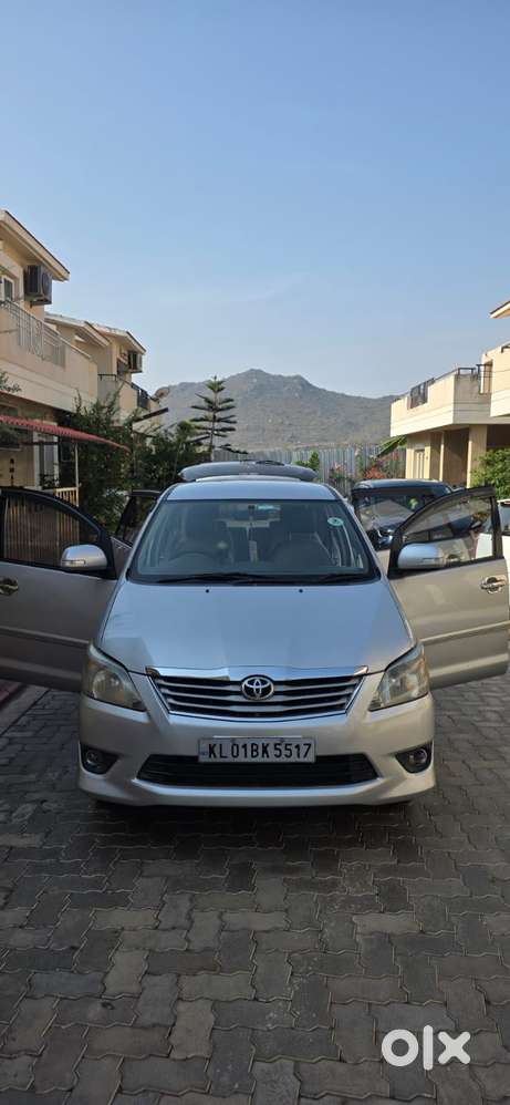 Toyota Innova 2.5 V 7 Str, 2013, Diesel