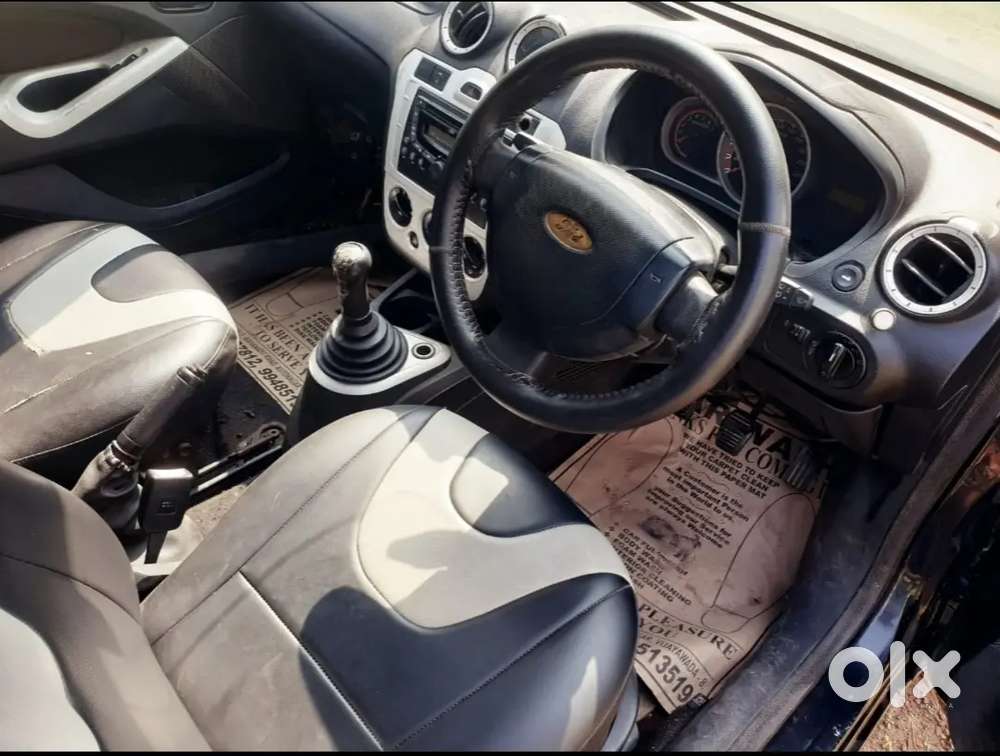 Ford Figo 2012 Petrol 98575 Km Driven