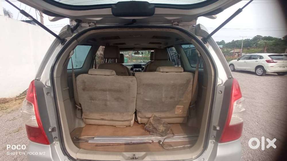 Toyota Innova 2.5 G (diesel) 7 Seater, 2010, Diesel