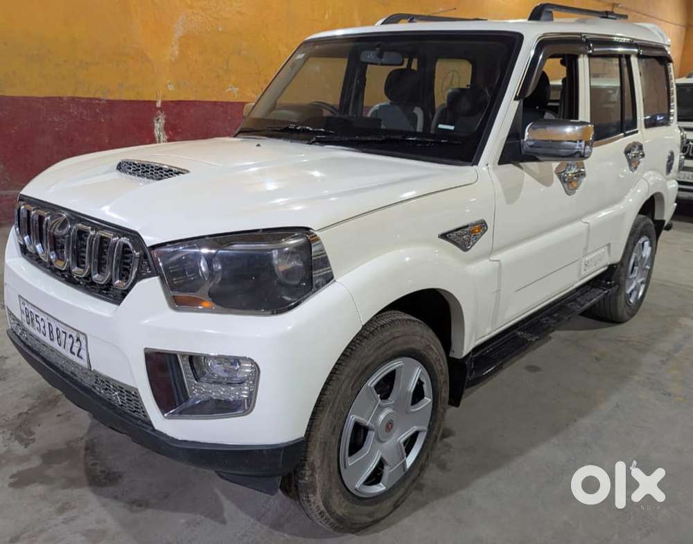 Mahindra Scorpio S4, 2016, Diesel