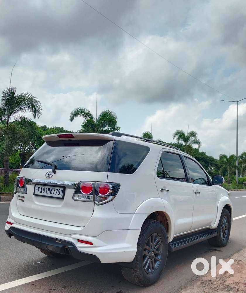 Toyota Fortuner, 2015