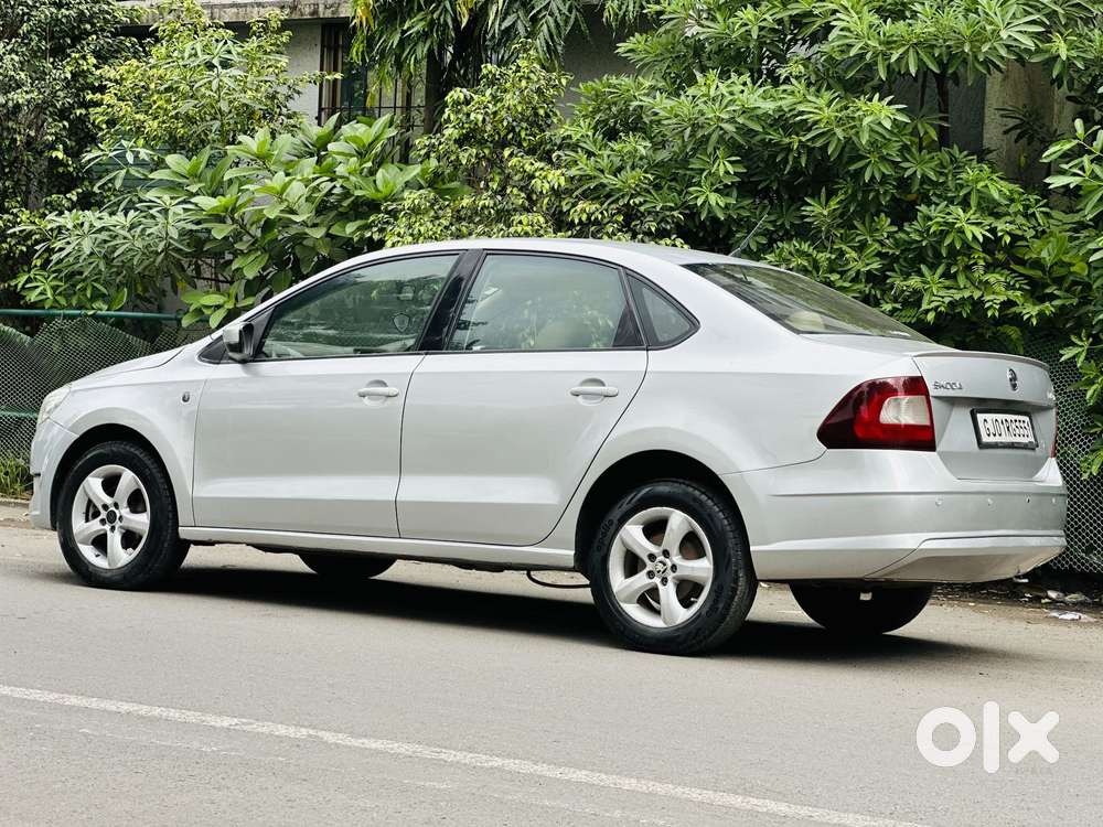Skoda Rapid Elegance 1.6 Tdi Cr Manual, 2014, Diesel