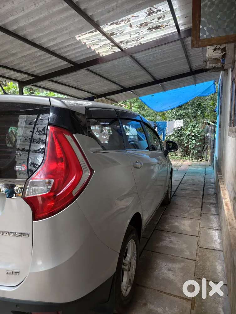 Mahindra Marazzo Diesel 2019