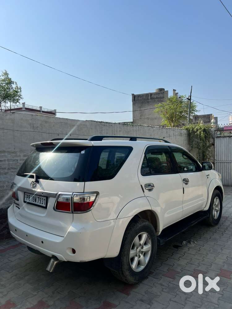 Toyota Fortuner Diesel 2010