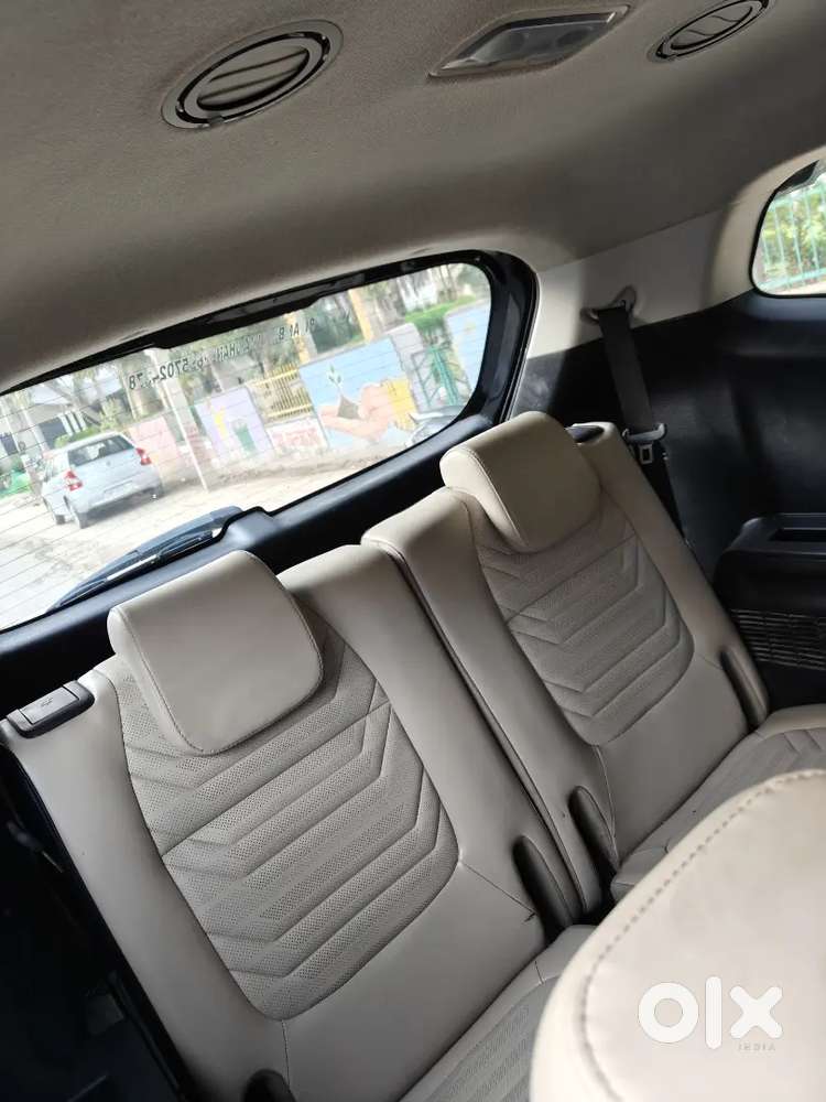 Kia Carens Diesel Manual December 2022 Sunroof Push Button Top Model